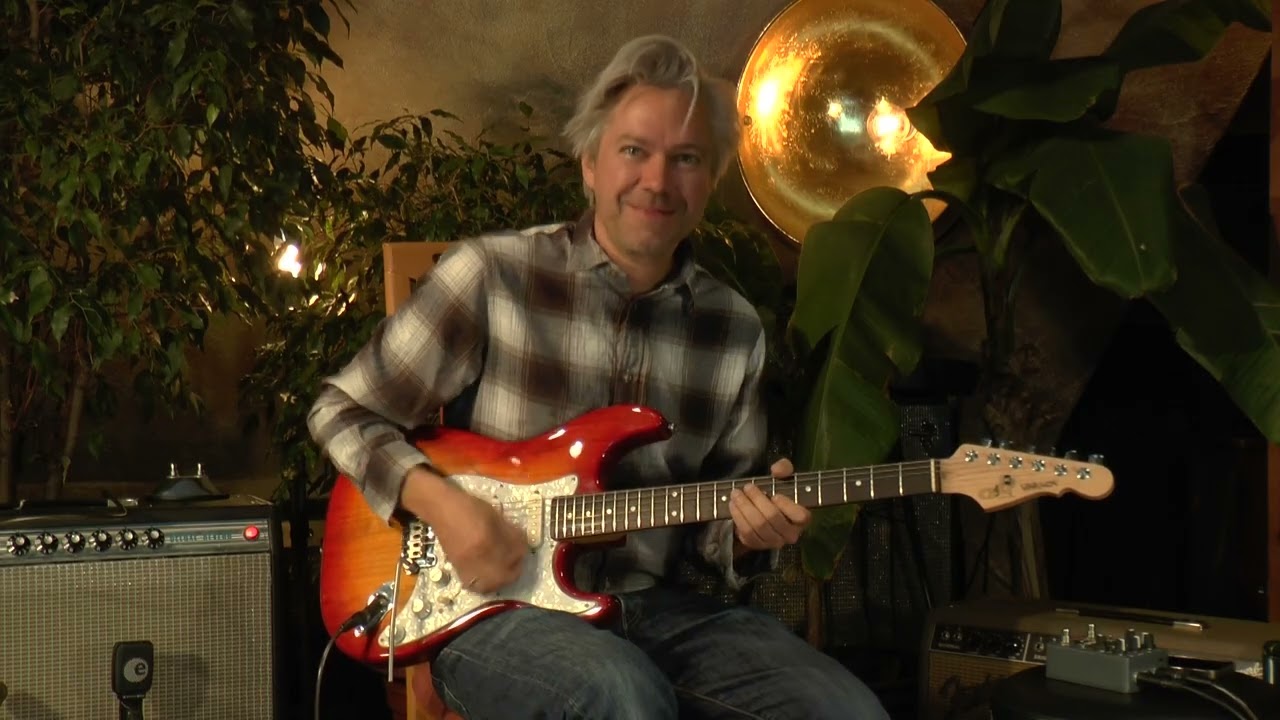 G&L Legacy from 1997 presented by Tobias Hoffmann @VintageGuitarOldenburg