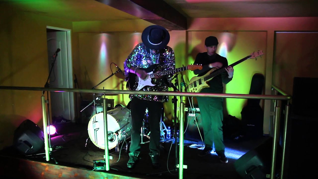 CARVIN JONES BAND w Pełna Qlturka Sochaczew - cały koncert