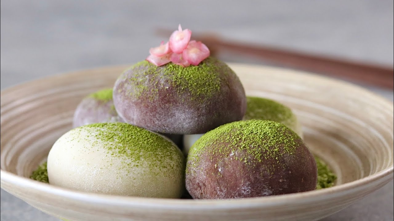 A Stretchy Soft & Delicious Mochi recipe!