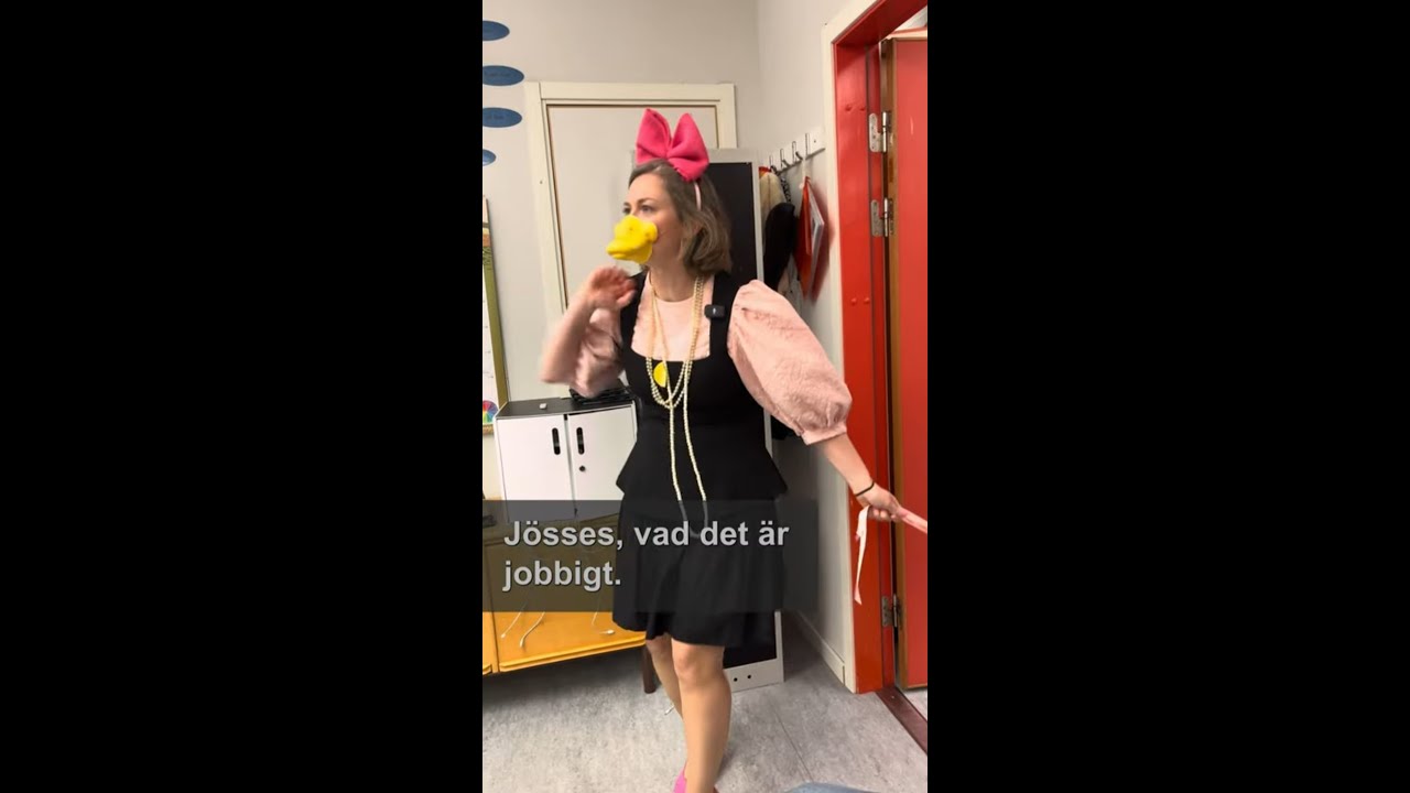 Fredagen innan lovet delade vi ut Kalletidningar till våra 1500 elever!