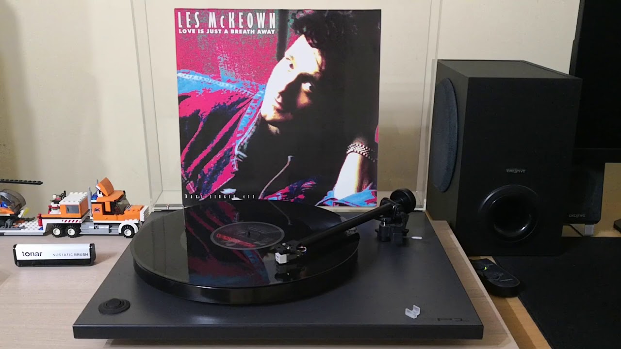 ★★★ Les McKeown ‎– Love Is Just A Breath Away (Maxi-Single) ★★★