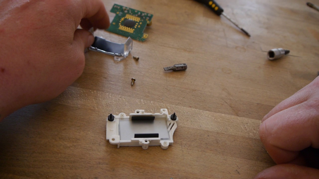 VW T25 T3 Vanagon - How to fix your digital clock LCD Screen