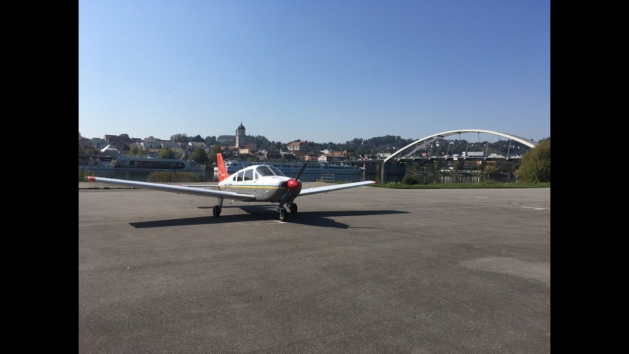 Piper 28 PA28 | TRAINING FLIGHT | Short trip from LKLN to EDMV and back.COCKPIT VIEW