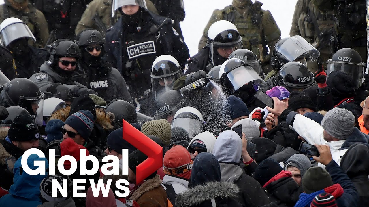 Trucker protests: Police continue enforcement action against demonstrators in Ottawa, Canada | FULL