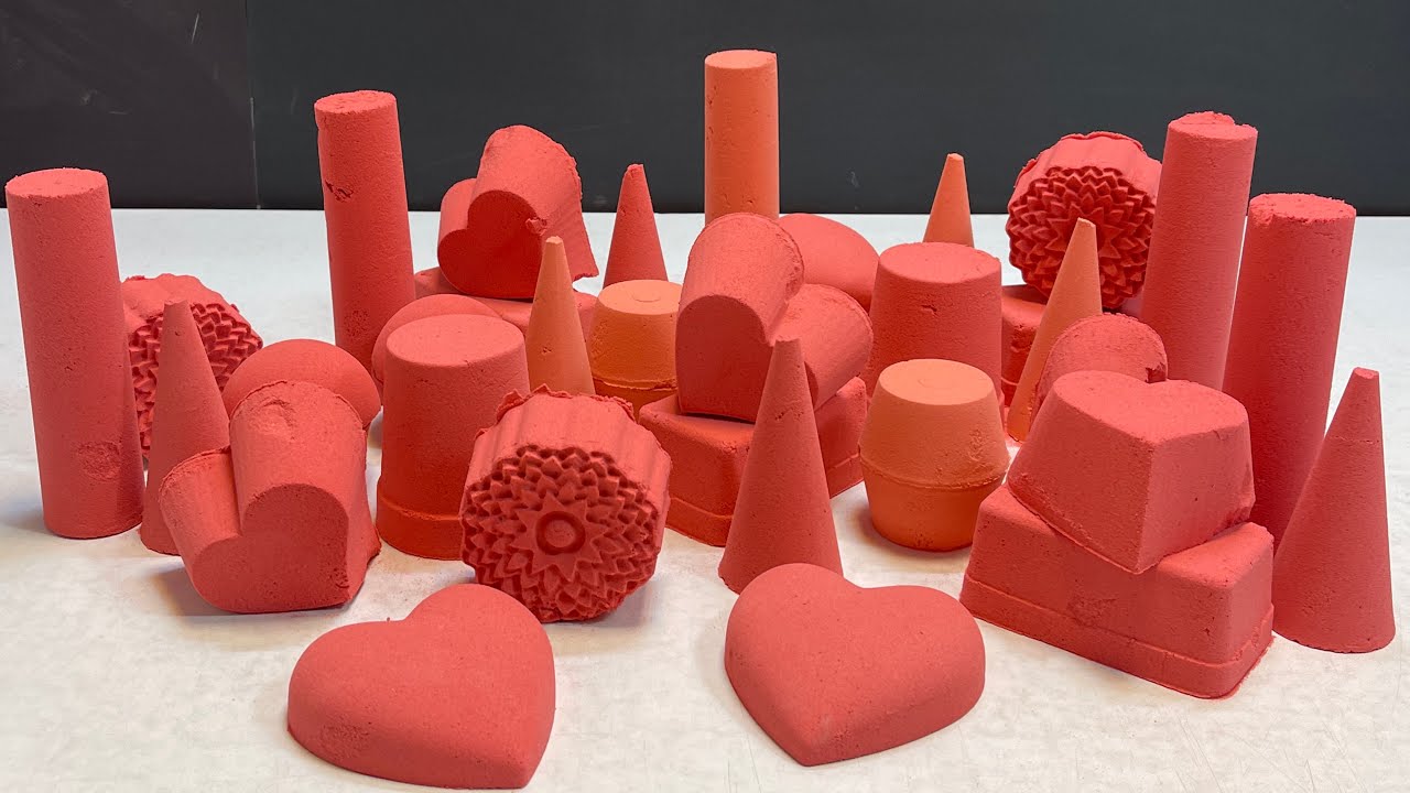 Crushing pure red baking soda