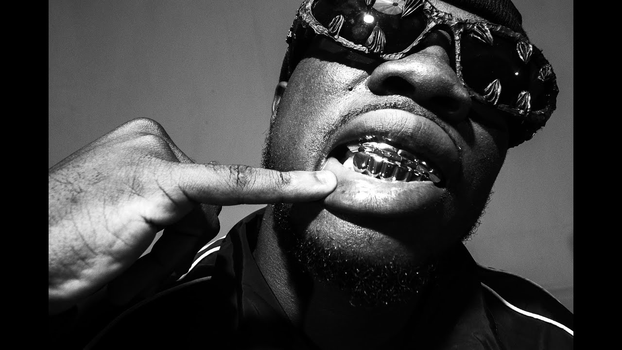 Famous Freaky - La Jamaicaine  (Prod By Yannoski)
