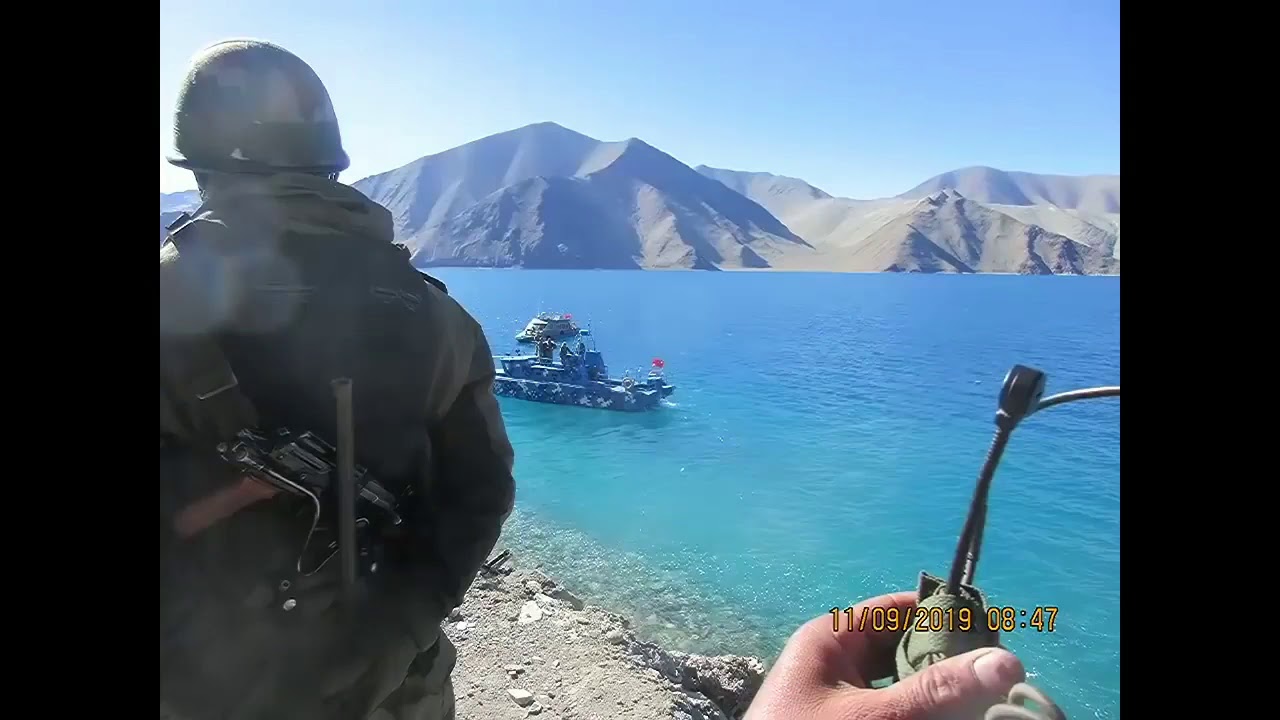 India China Face Off :- Indian Army Chinese Army face off at Pangong Tso Lake