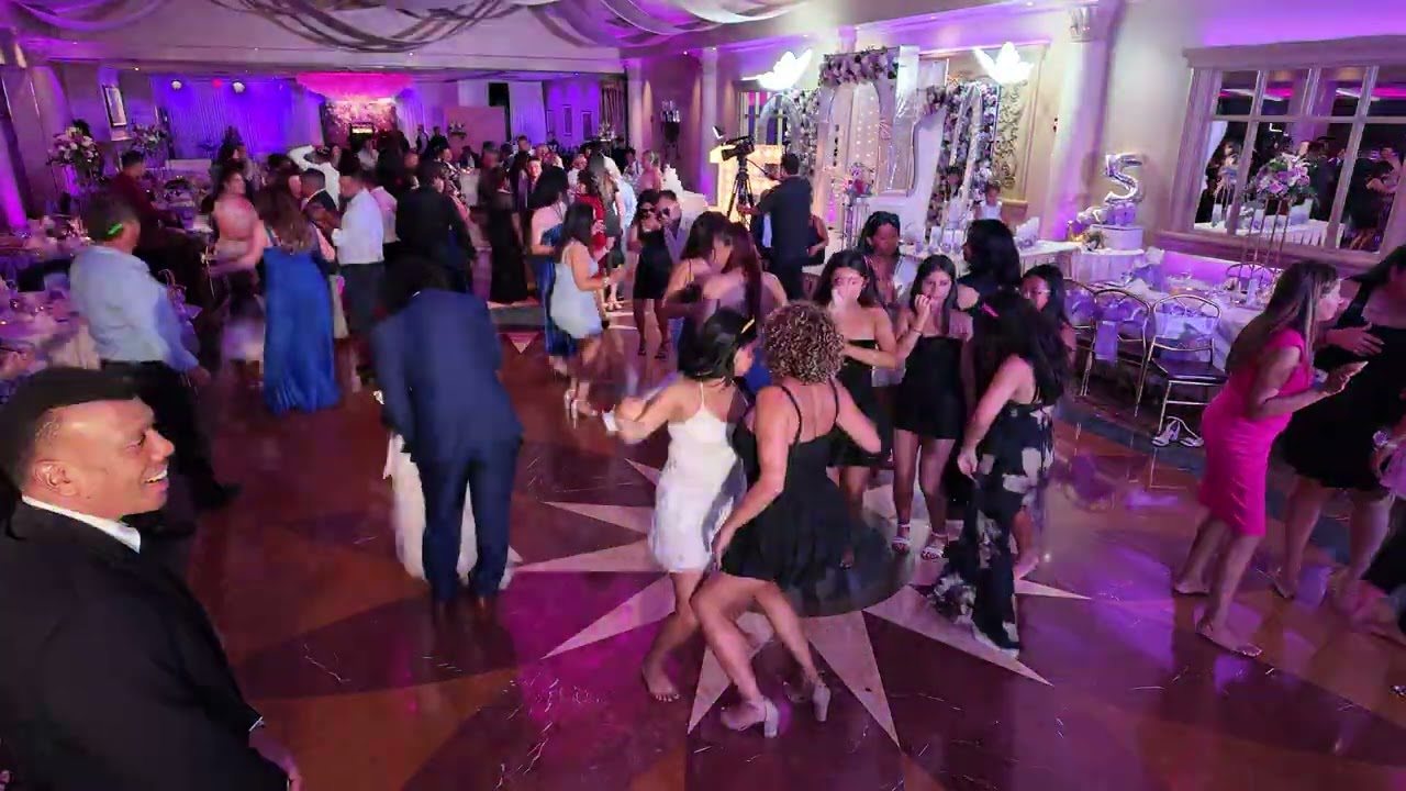 DJ MC NOCHES DE FIESTAS CREST HOLLOW COUNTRY CLUB