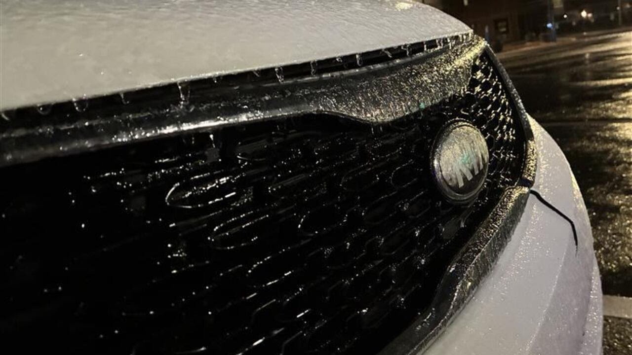 Rain starting to freeze in Dahlonega