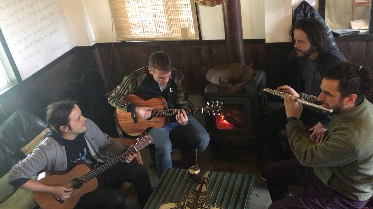 NICO IBARBURU. Casa Rodante. 25 Sept. 2017. Meliquina, Neuquén, Patagonia argentina.