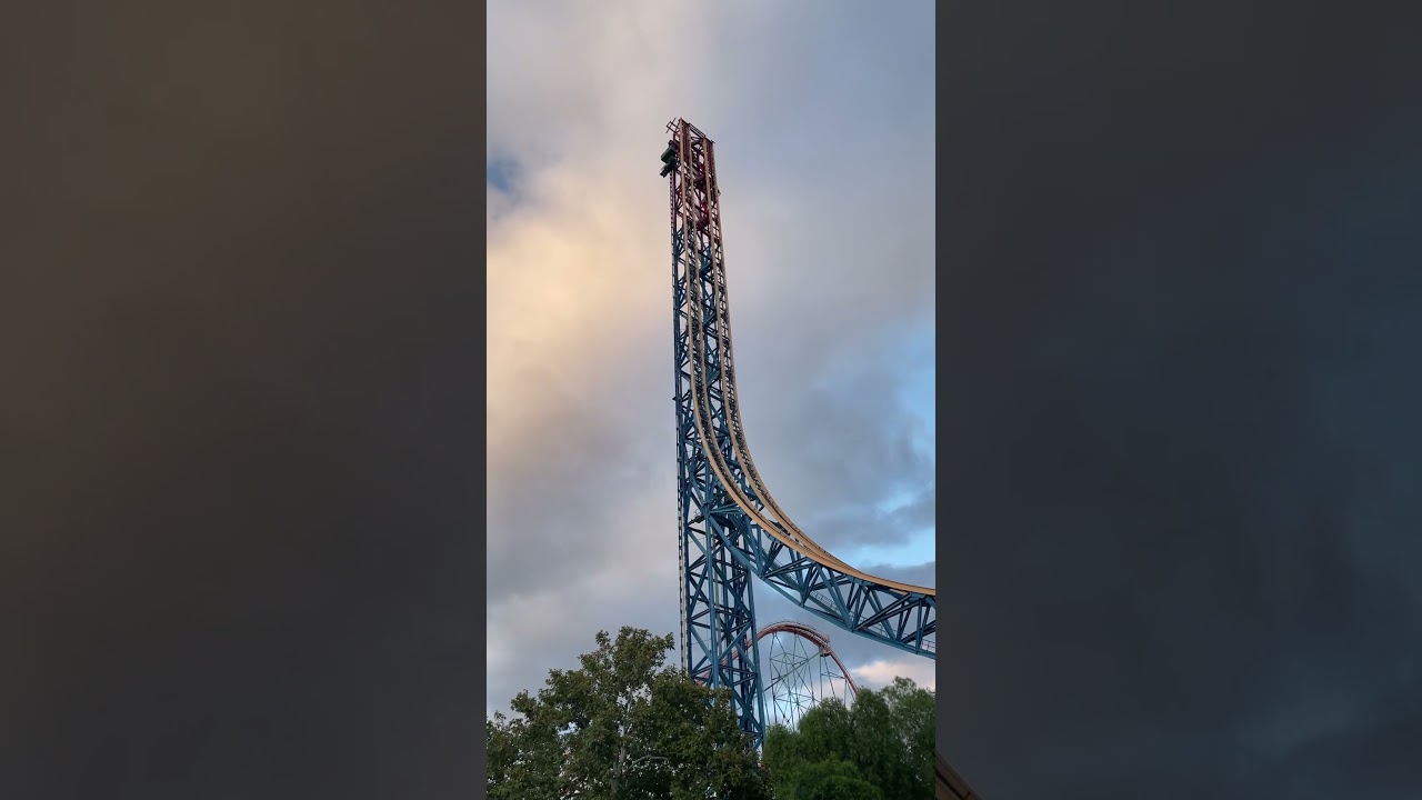 WAITING to drop 400 feet in the air! 🤯 #amusementparkrides #rollercoasters #scary #ride #travel