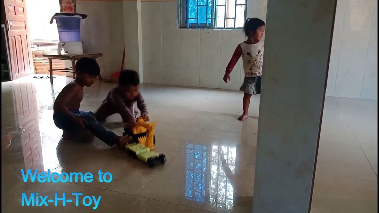 Toy Car Crush Toy Car
