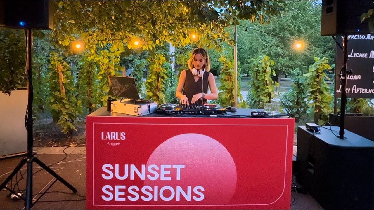 LELLE x LARUS SUNSET SESSIONS 08.01.