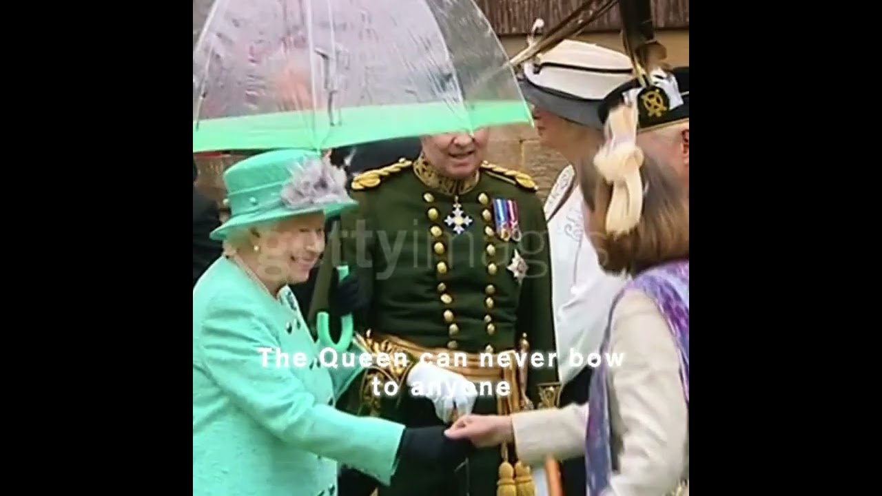 Queen elizabeth Made history by bowing to princess diana on her funeral #elizabethll #ladydiana