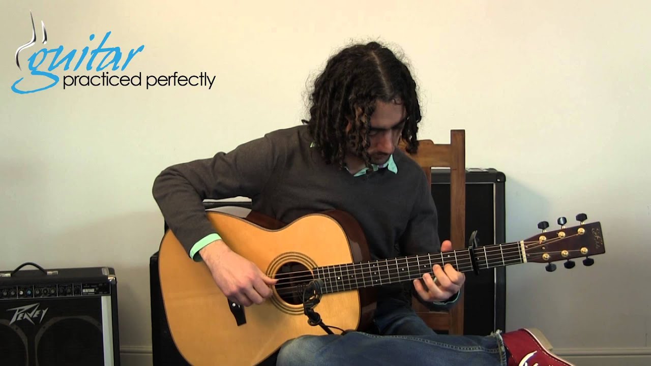 Tristan Seume plays Larry's Favourite/Harper's Reel in Csus2 Tuning