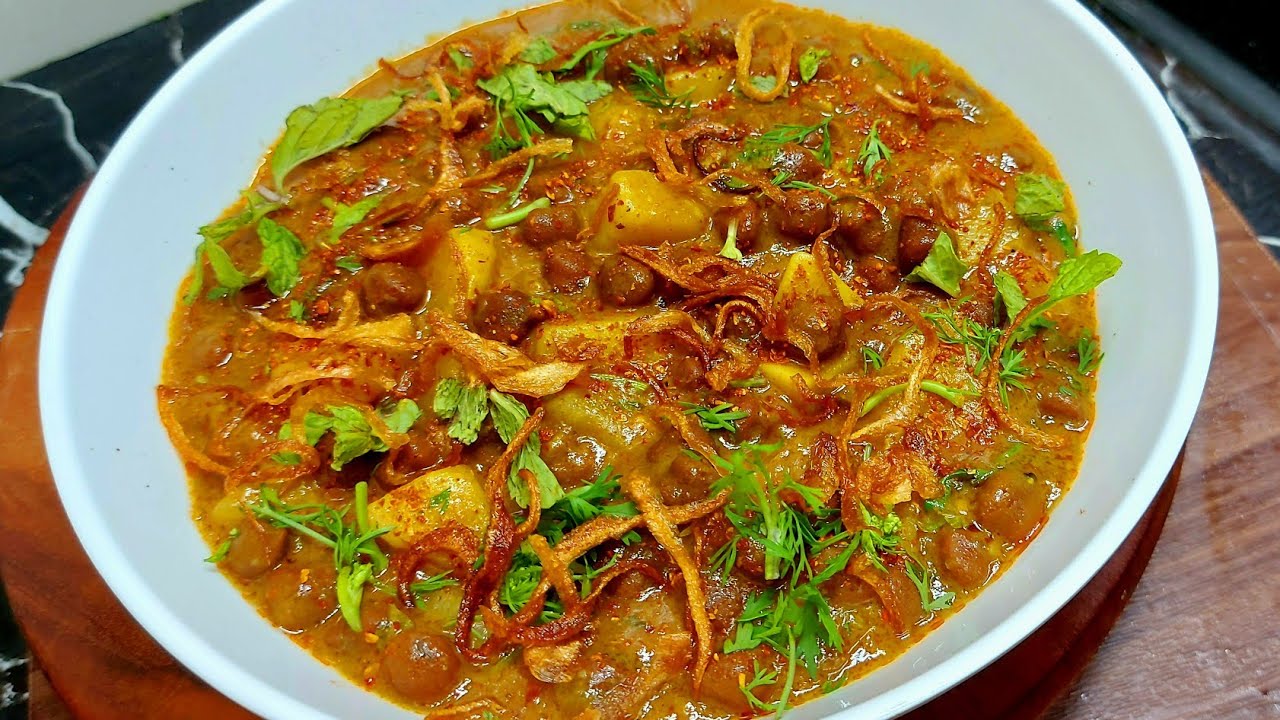 Mumbai Famous Chana Batata | Bohri Mohalla Style Chana Bata | Ramzan Special Ragda Recipe 