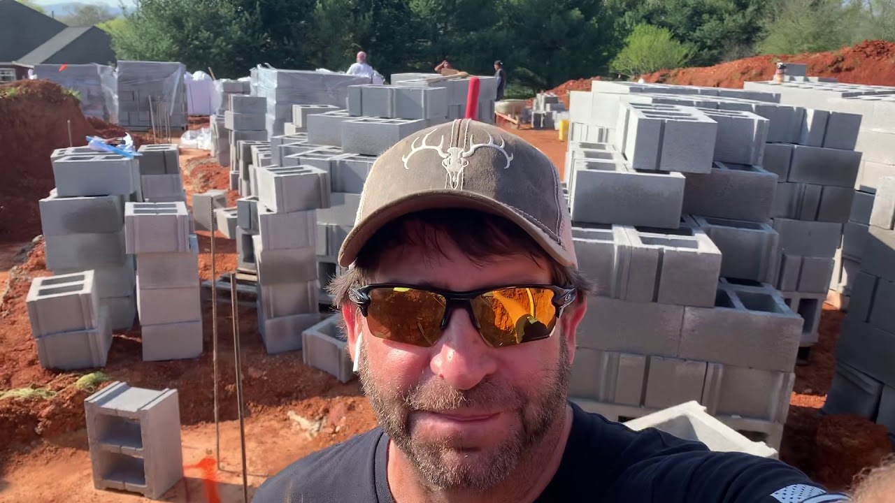 Laying block for a basement house