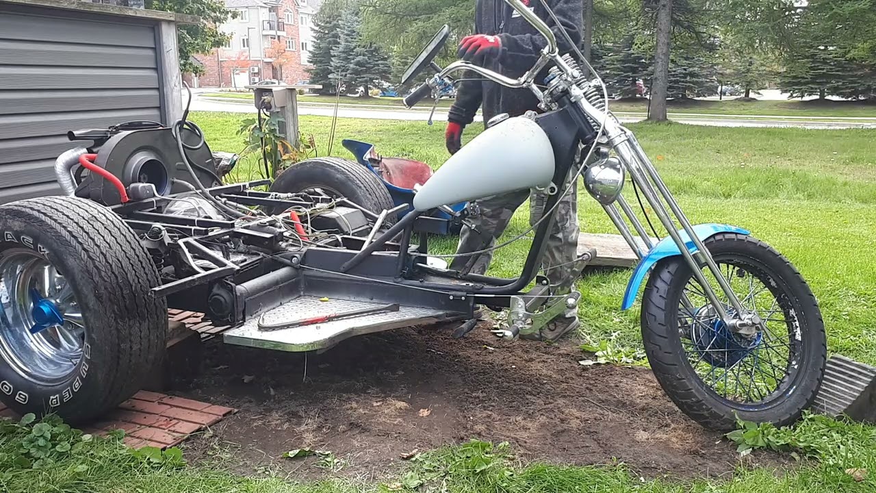 VW Trike 1985 up and riding...