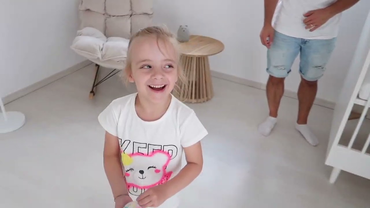 Paulina wird Tante und erkundet das Kinderzimmer von ihrem Neffen 👶🏼