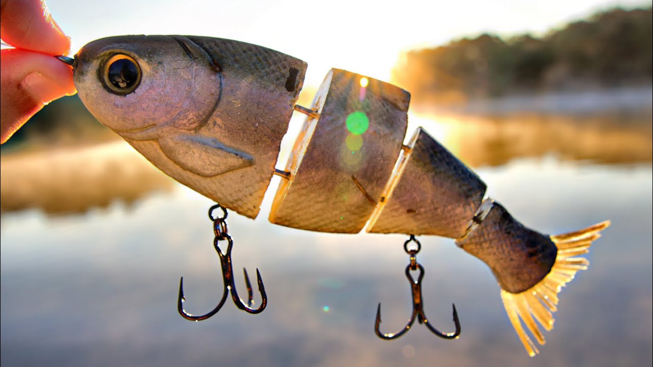 My First Time Fishing With A GIANT Bull Shad Swimbait (Super Realistic)