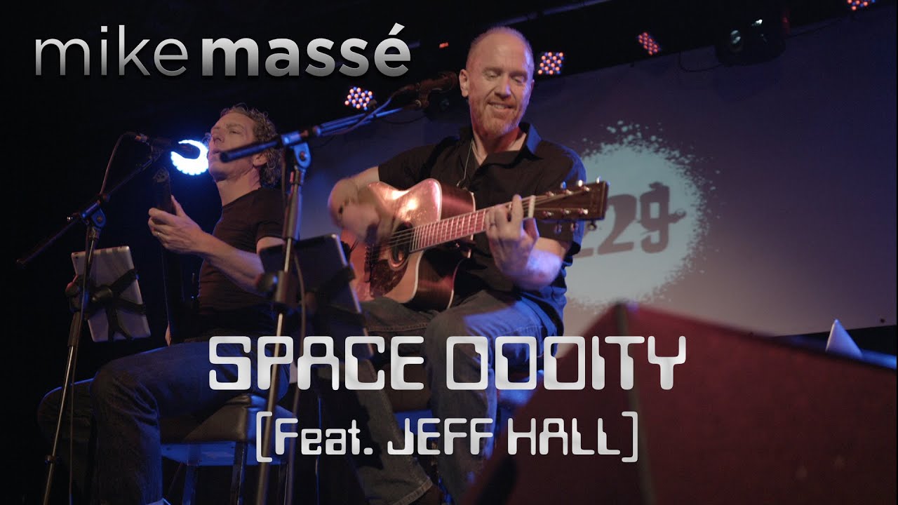 Space Oddity (David Bowie cover) - Mike Masse and Jeff Hall live in London