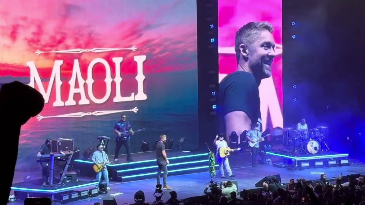 Maoli Singing In Case You Didn&rsquo;t Know(Special Guest: Brett Young) - Las Vegas 8/9/25