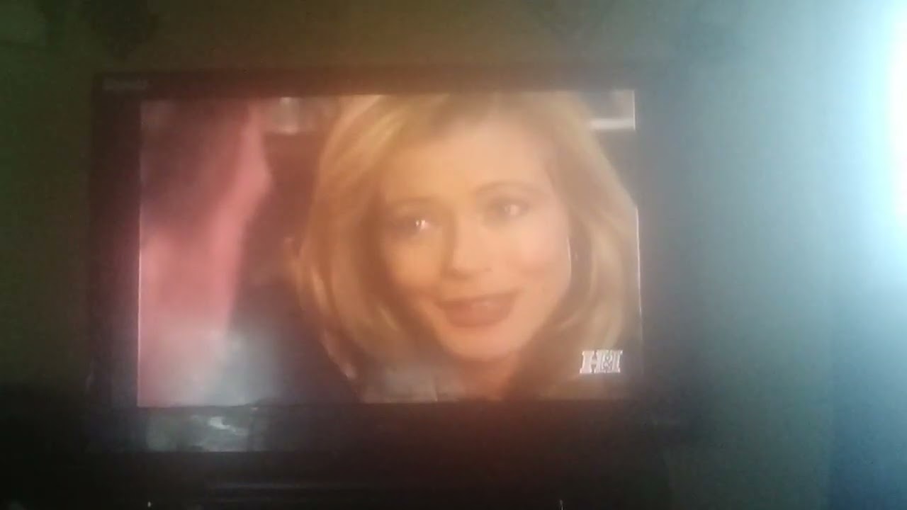 walker texas ranger Alex and Walker kiss