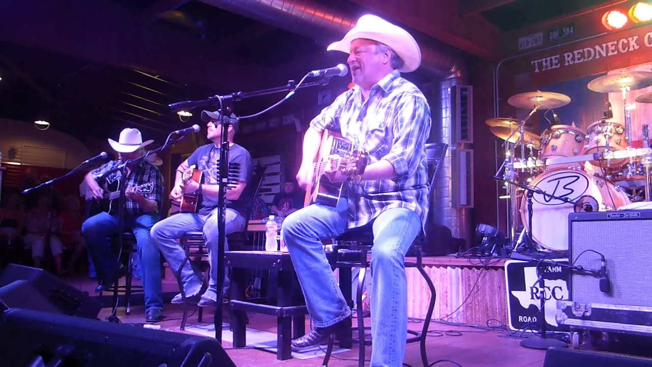 Mark Chesnutt - (Come On In) The Whiskey's Fine (Houston 08.01.14) HD