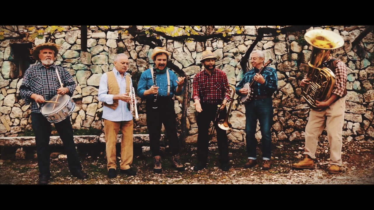LA PEARA'   Storyville Jazz Band