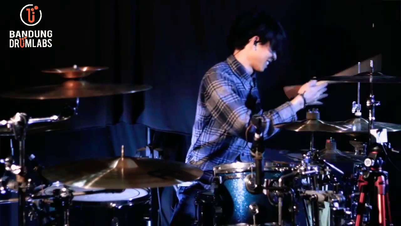 BAUZ AFTERCOMA - DREAM THEATER - PULL ME UNDER - DRUM COVER