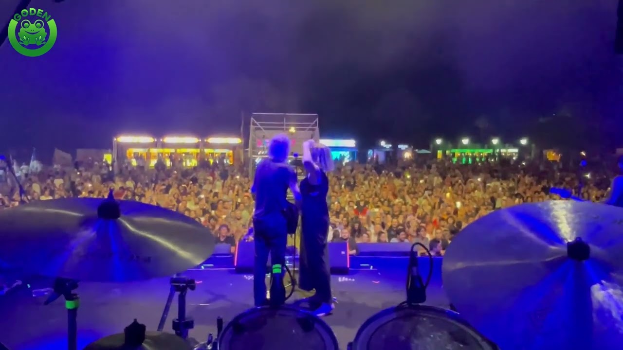Bulutsuzluk Özlemi - Sözlerimi Geri Alamam / Zeytinli Rock Festivali 2024