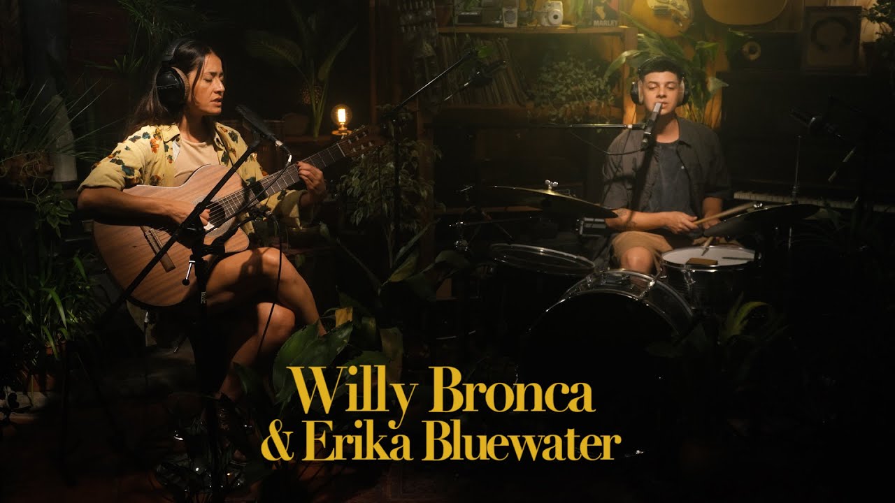 Willy Bronca y Erika Bluewater  ~ Sesion  en La Ola ~
