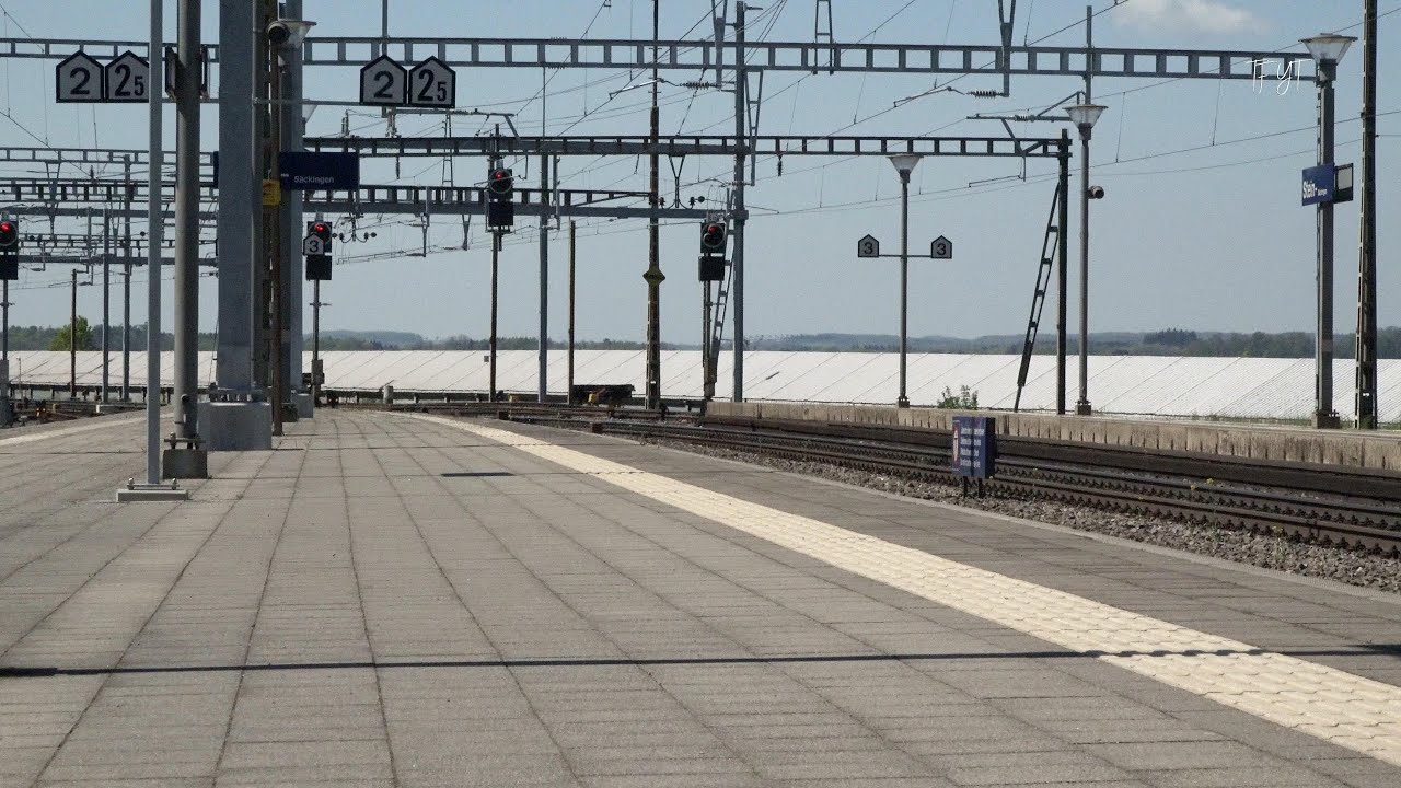 Rheincargo Doppeltraktion mit 185 582 mit Kesselwagenzug