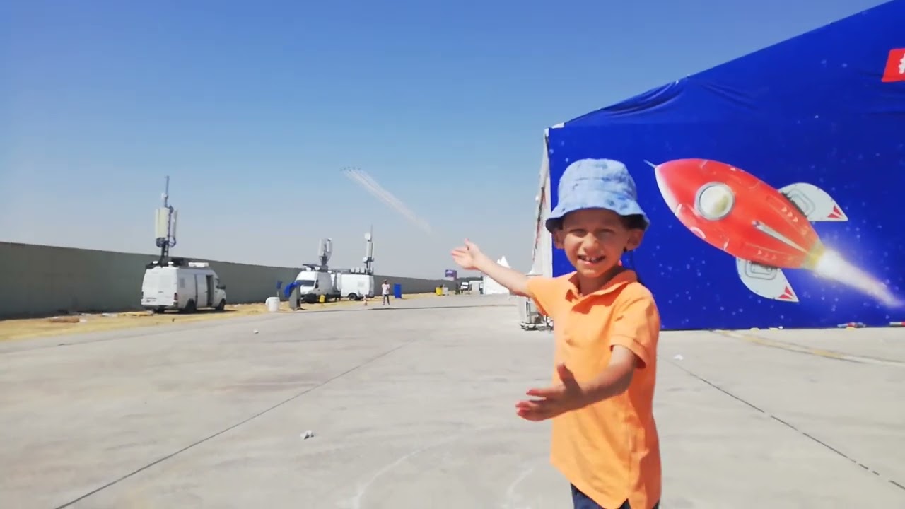 Türk Yıldızları Ay Yıldız Çiziyor - Teknofest Ankara 2023