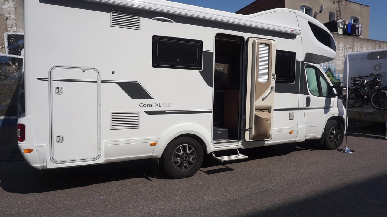 Adria RV tour : Coral XL 670DK Axess