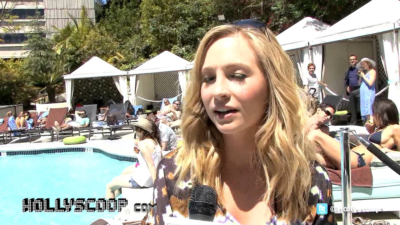 Candice Accola Gives "The Vampire Diaries" -  Season 3 Scoop