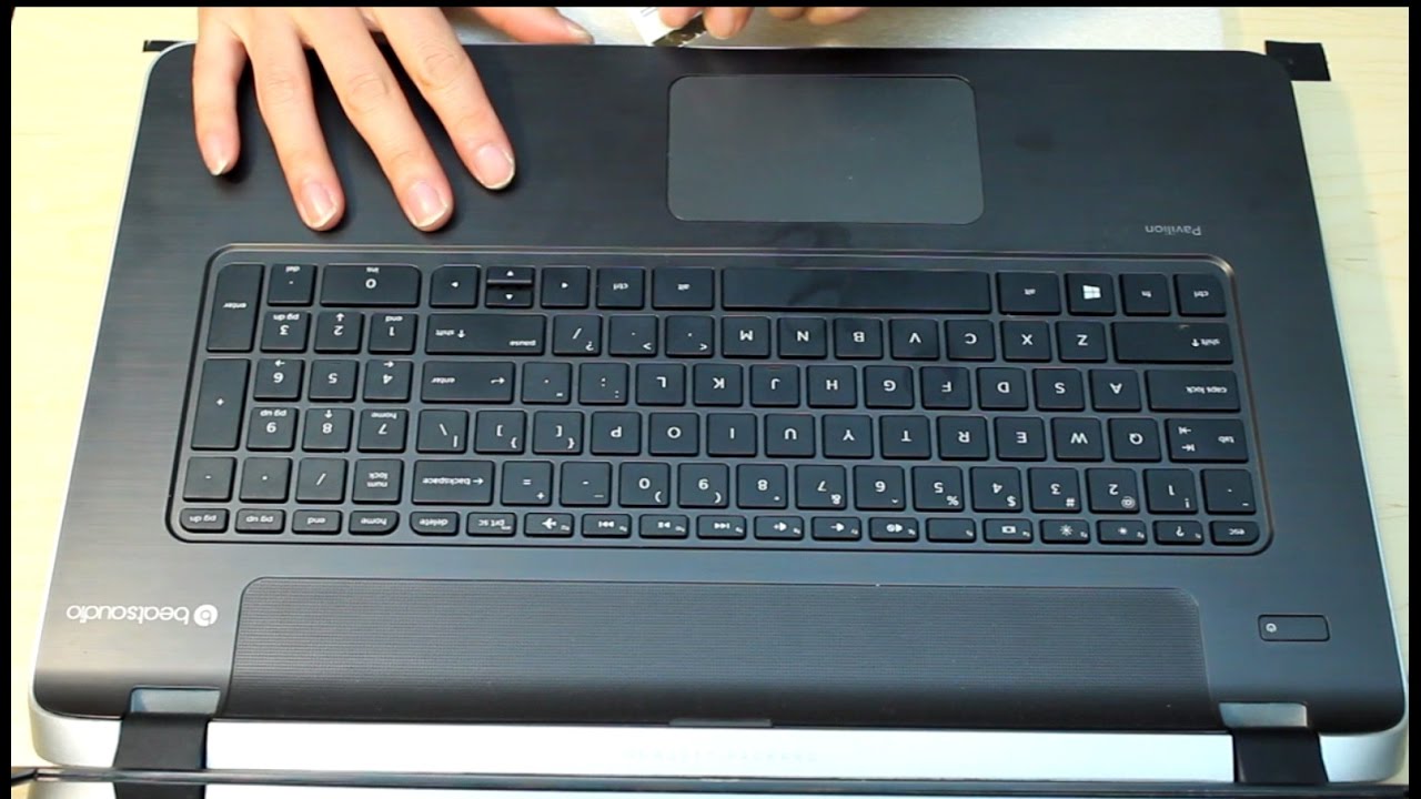 hp pavilion 17 - f0 - 17-f071nr disassembly remove motherboard/ram/hard drive/screen bezel etc..