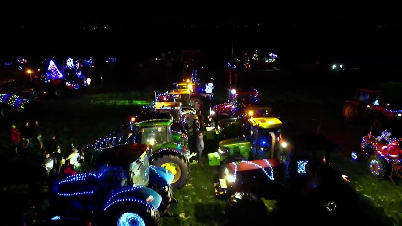Woodland, Farmer Christmas Tractor Run 2022