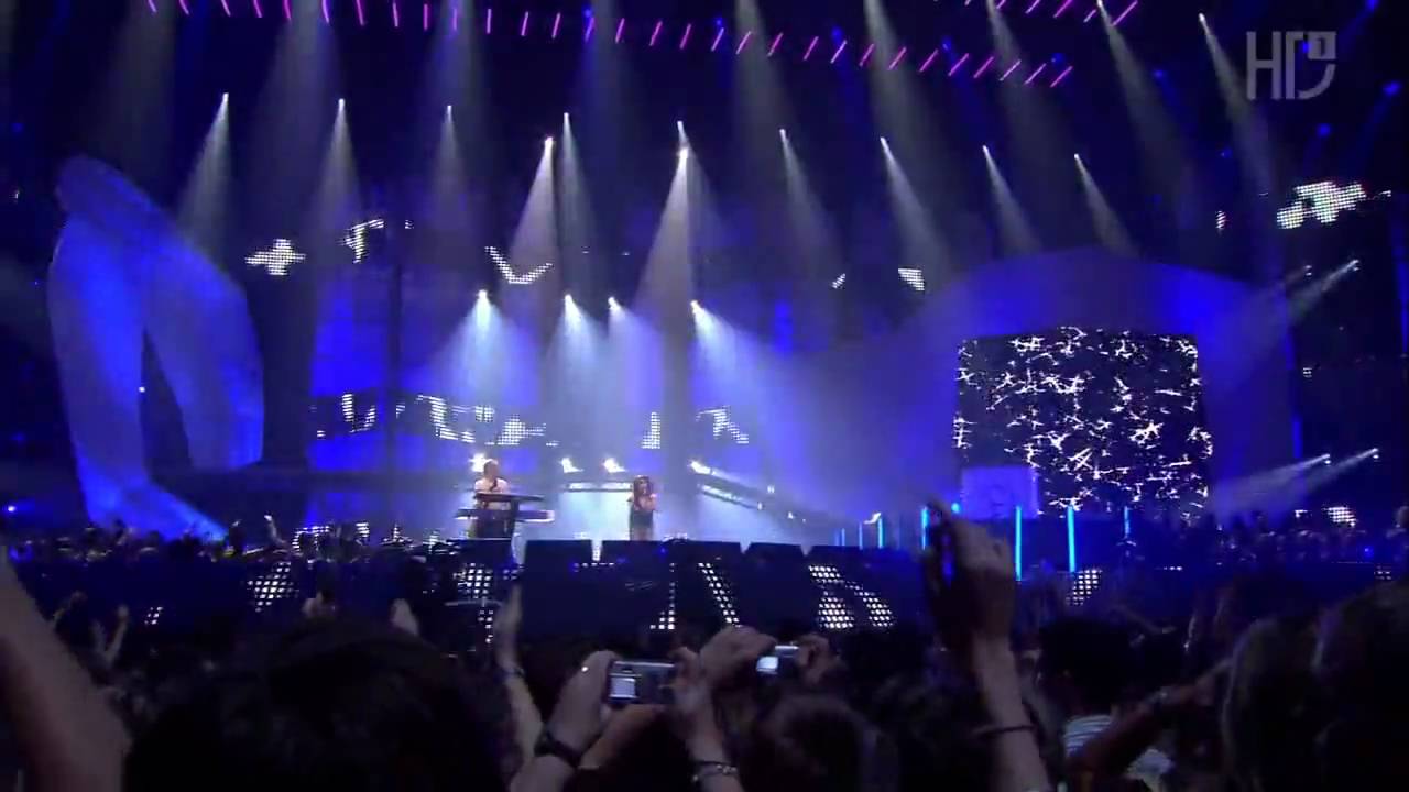 MILK INC Feat. SILVY - Whisper & I don't care  [Live At TMF Music Awards]