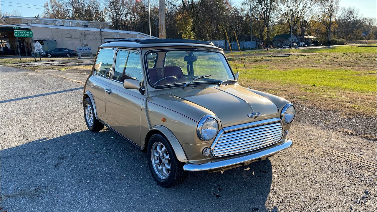 1987 Austin Mini Mayfair start up, walk around and short drive