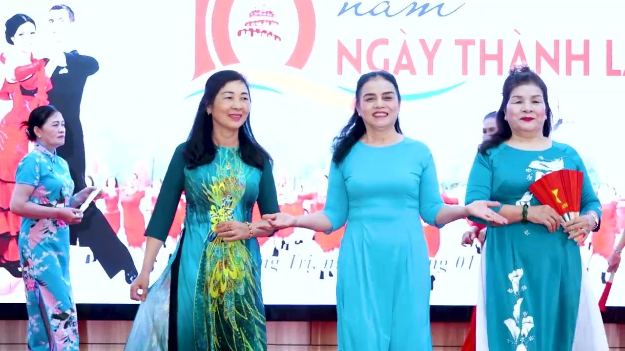 TRÌNH DIỄN THỜI TRANG CLB KHIÊU VŨ MAI XUYẾN