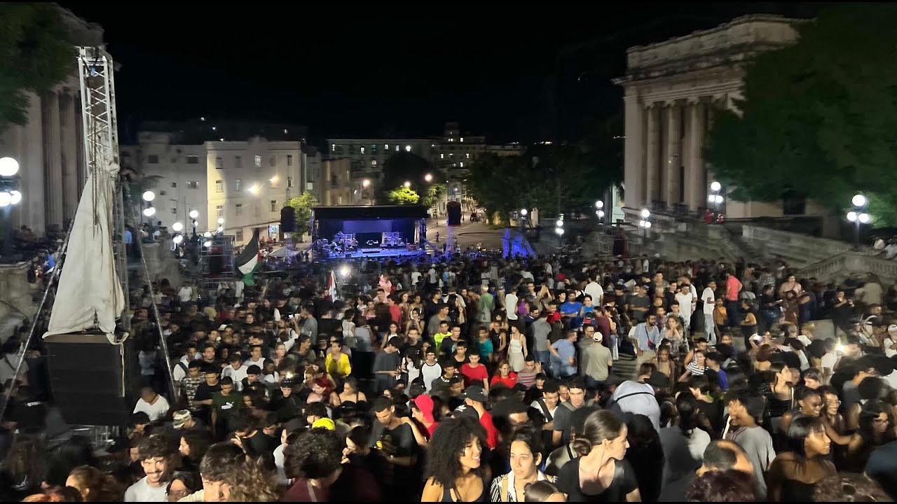 Silvio Rodríguez vuelve a la UH tras 20 años: música, luces y fuerte seguridad para Díaz-Canel