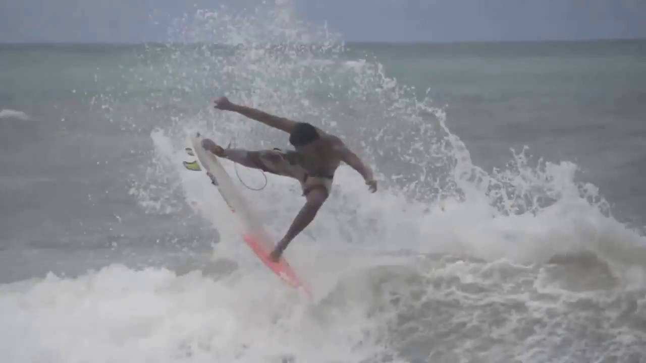 Artur Guedes - Soul Free Surfer
