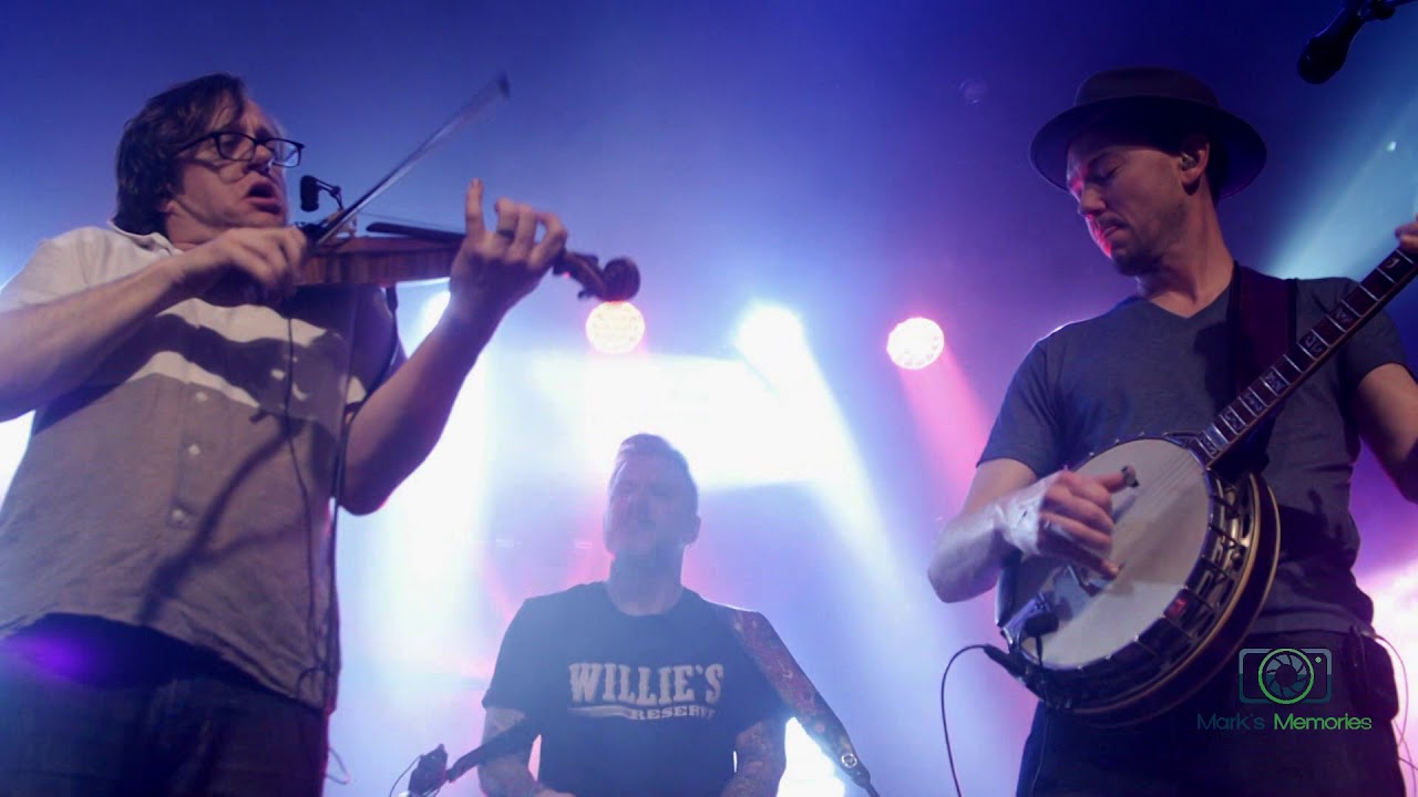 The Infamous Stringdusters  