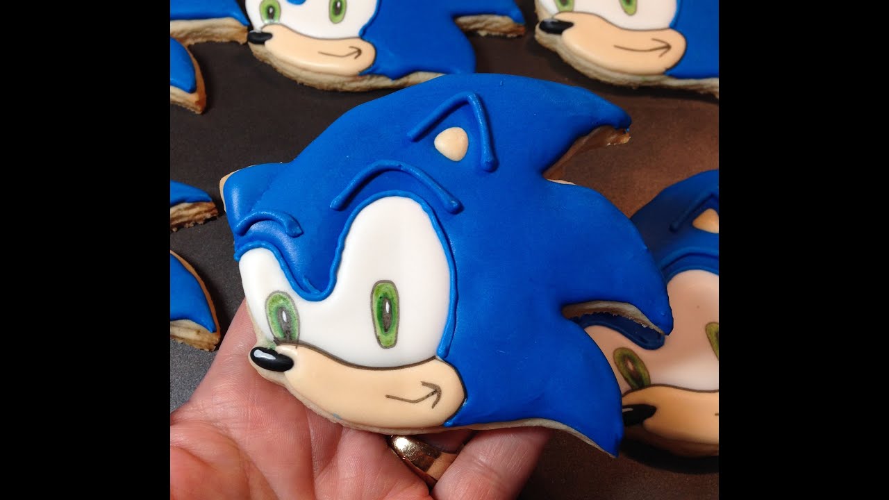 How To Make SONIC The Hedgehog Sugar Cookies
