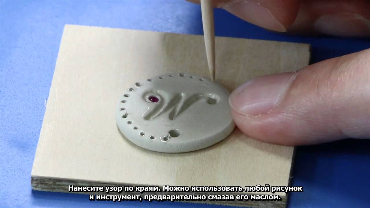 Серебряный кулон с оттиском и фианитом из PMC (precious metal clay)
