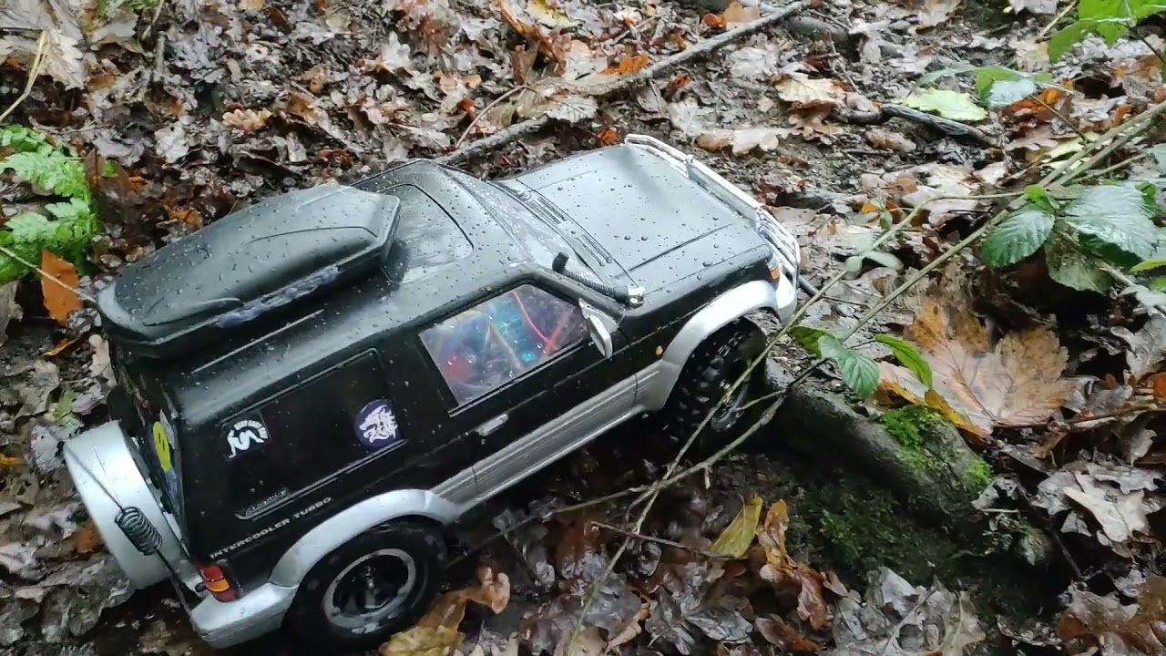 CC01 off roading river trail
