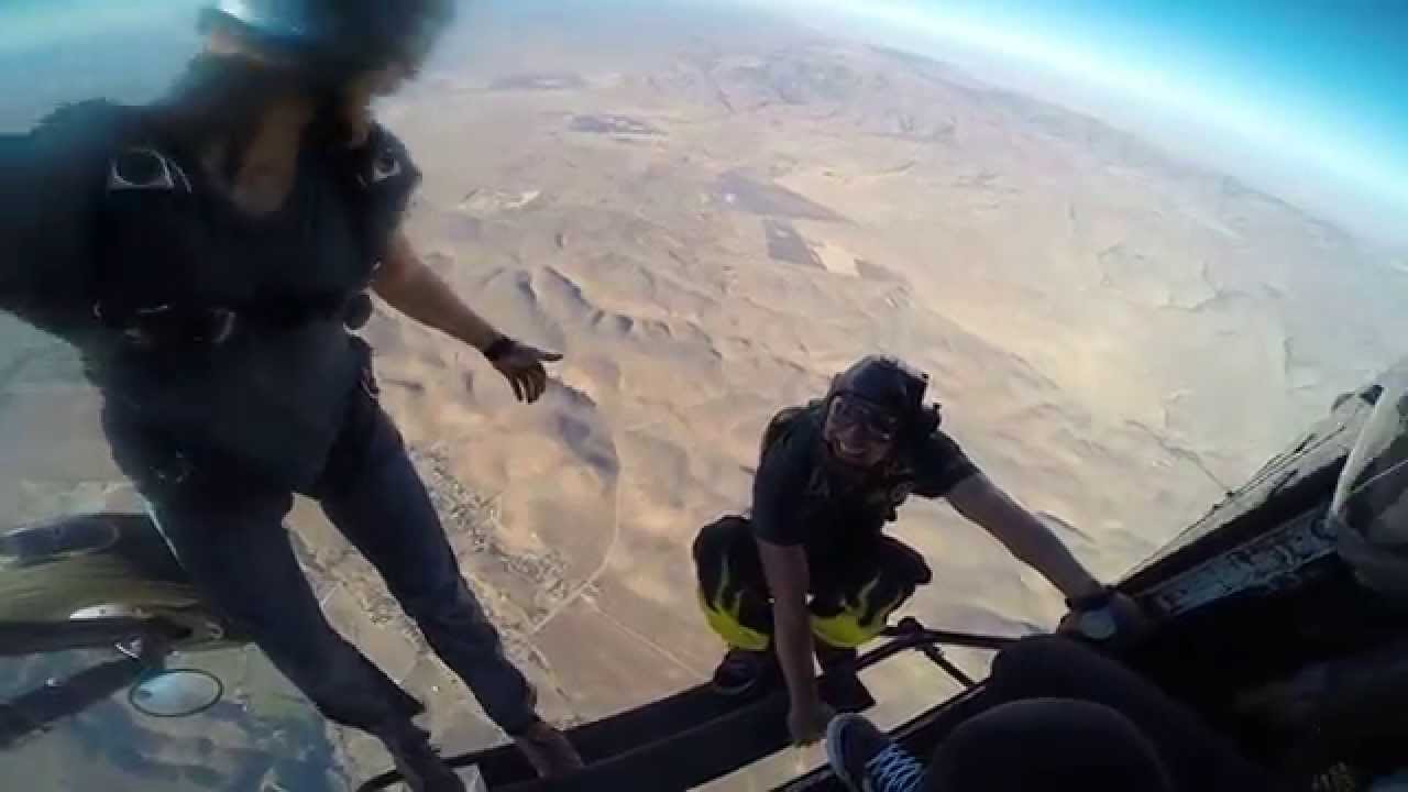 Jumping from Sikorsky H34