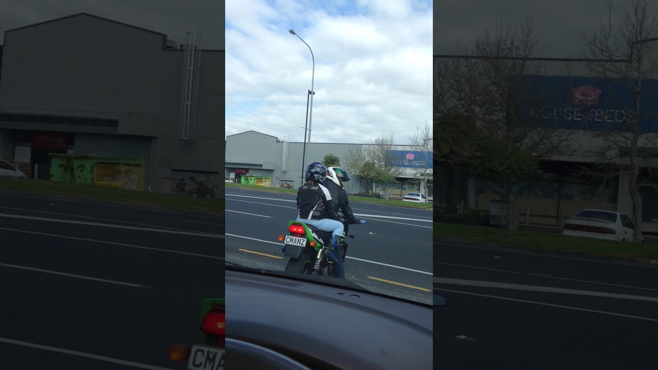 ZRX 1200 Power Wheelie