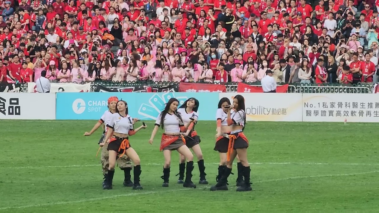 暴走女團 (Can’t Stop Won’t Stop) | 賀歲杯 2026 [Live] [Fancam] | COLLAR | 香港大球場 |  2026.02.21